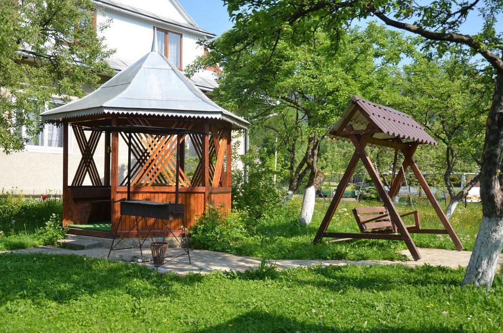 Rosinka Apartment ยาเรมชา ภายนอก รูปภาพ