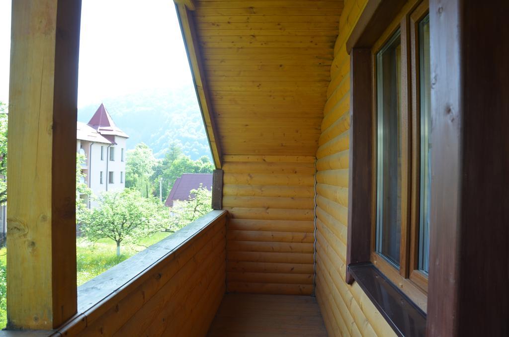 Rosinka Apartment ยาเรมชา ภายนอก รูปภาพ