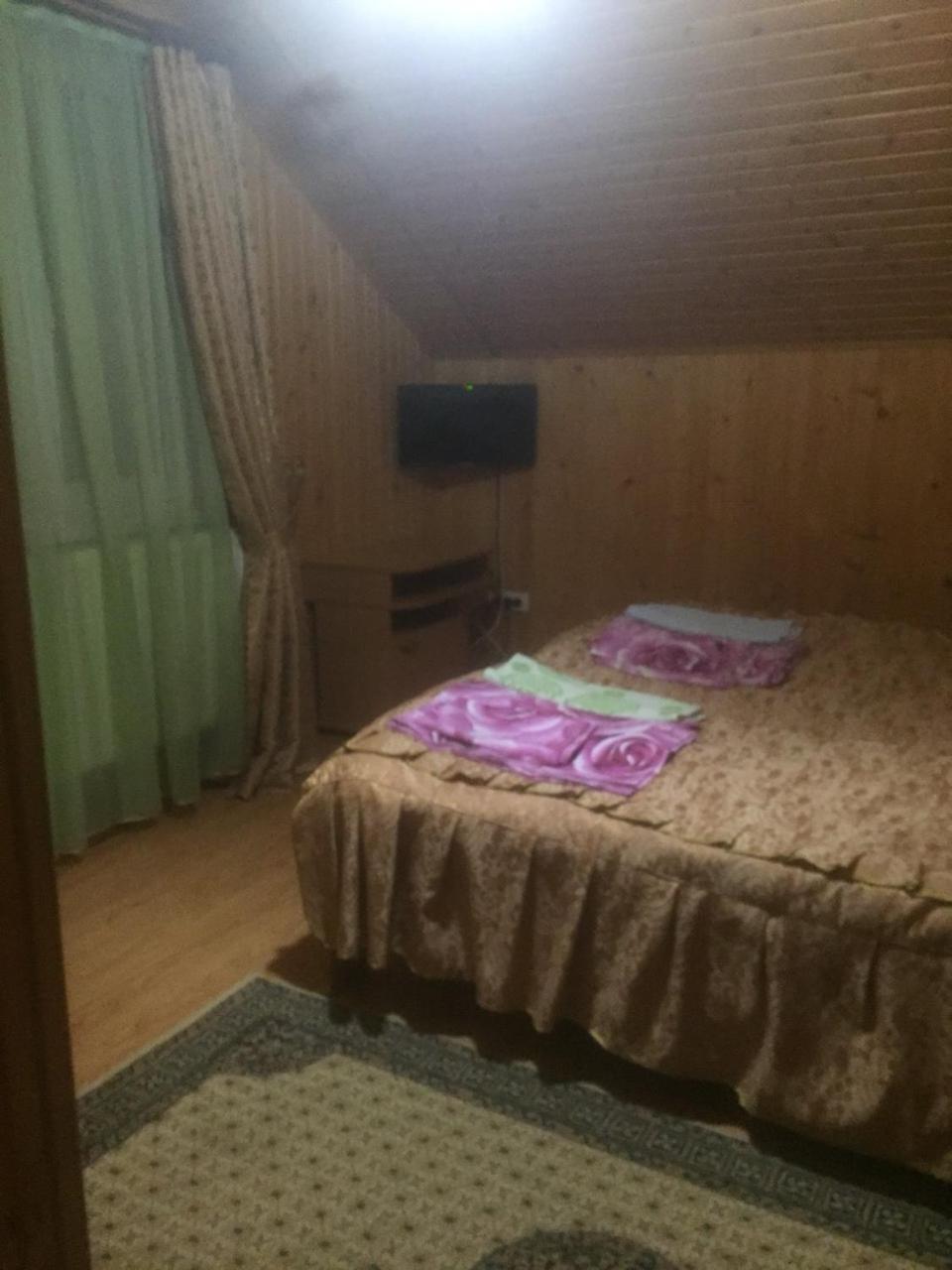 Rosinka Apartment ยาเรมชา ภายนอก รูปภาพ